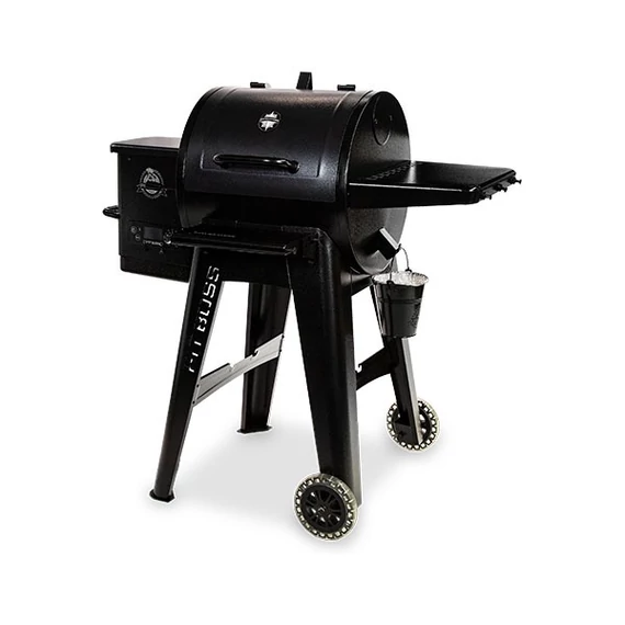 Pit Boss Navigator 550 pellet grill 