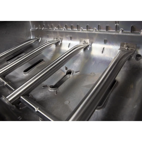 Broil King - Crown 440 - 2022 kerti gázgrill - Csomagajánlat