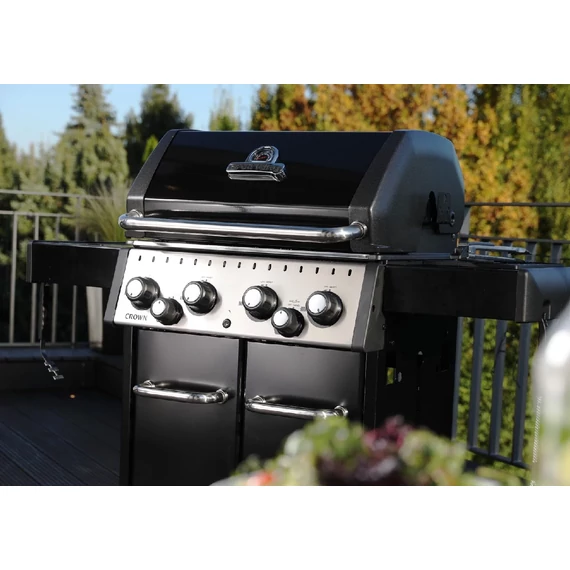 Broil King Crown 490 gázgrill